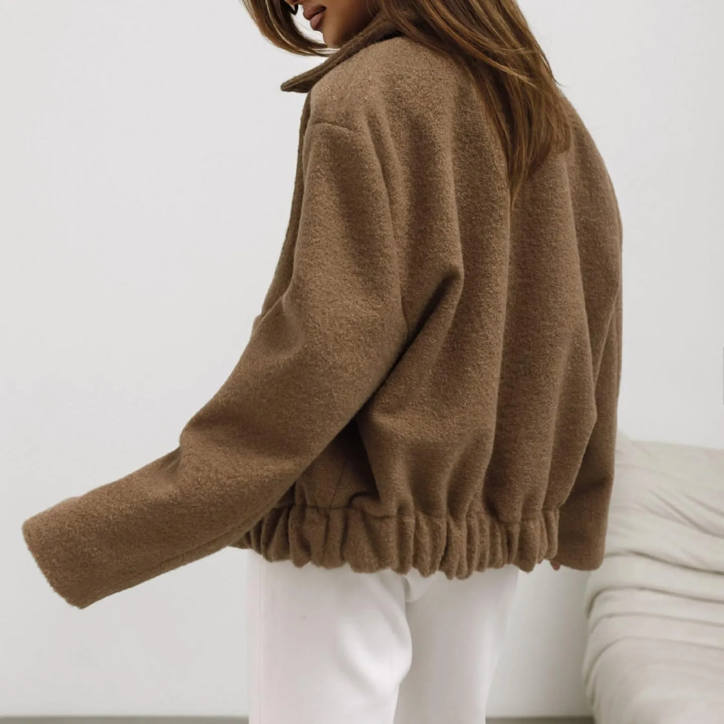 HGps8w Women's Cropped Wool Blend Pea Coat, Lapel Collar Button Down Versatile Long Sleeve Short Woolen Jacket Outerwear