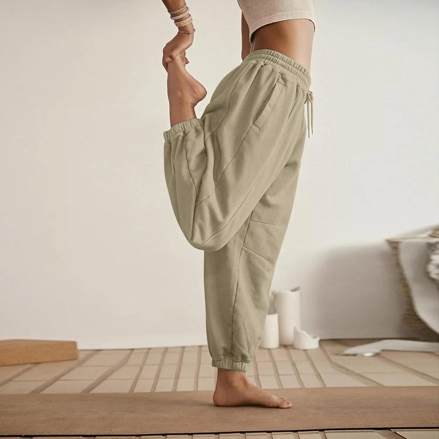 Jogger Pants for Women Elastic Waist Drawstring Fleece Sweatpants Y2k Comfy High Waisted Yoga Pants with Pockets
