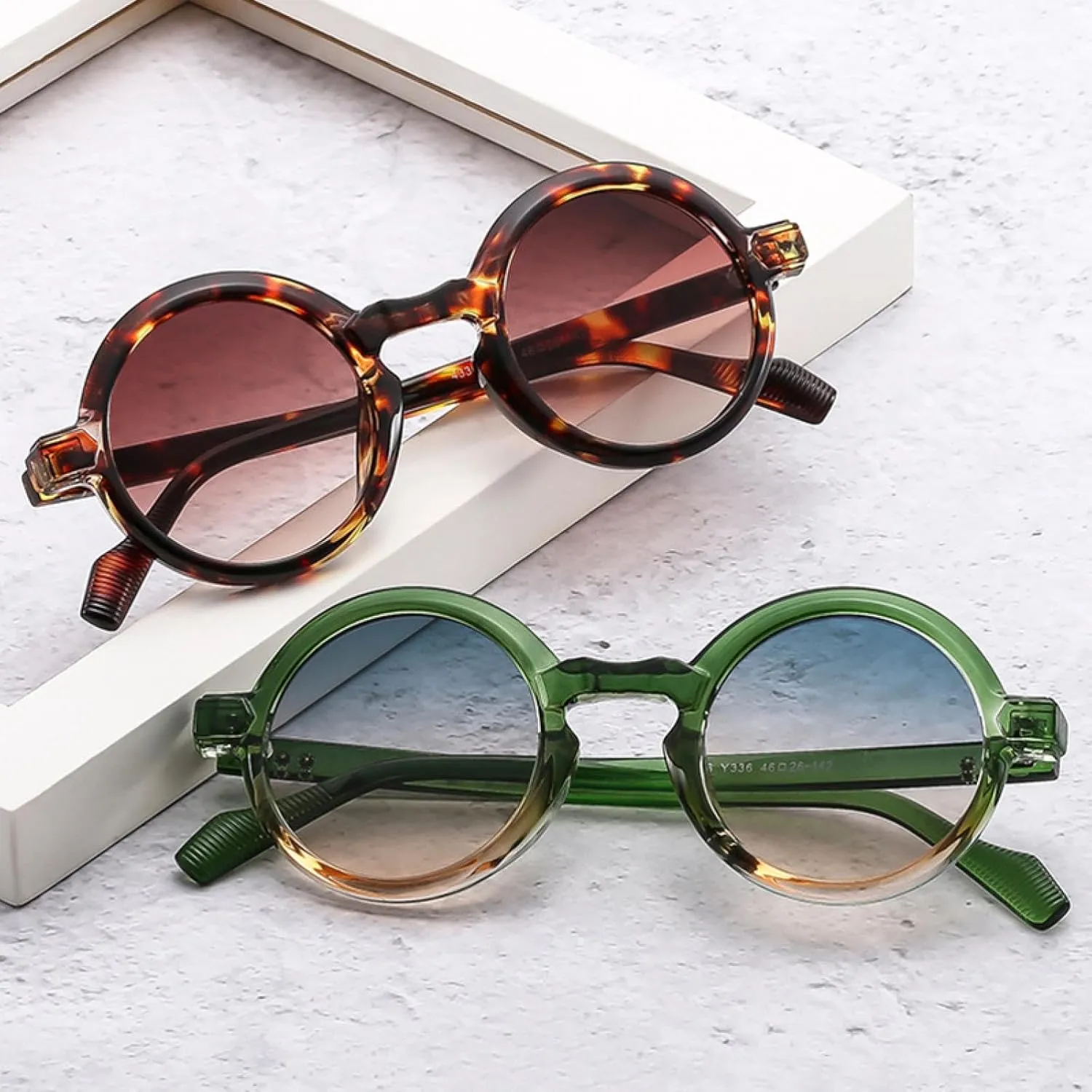 Retro Round Punk Women Sunglasses Fashion Double Color Gradient Uv400 Men Trending Rivets