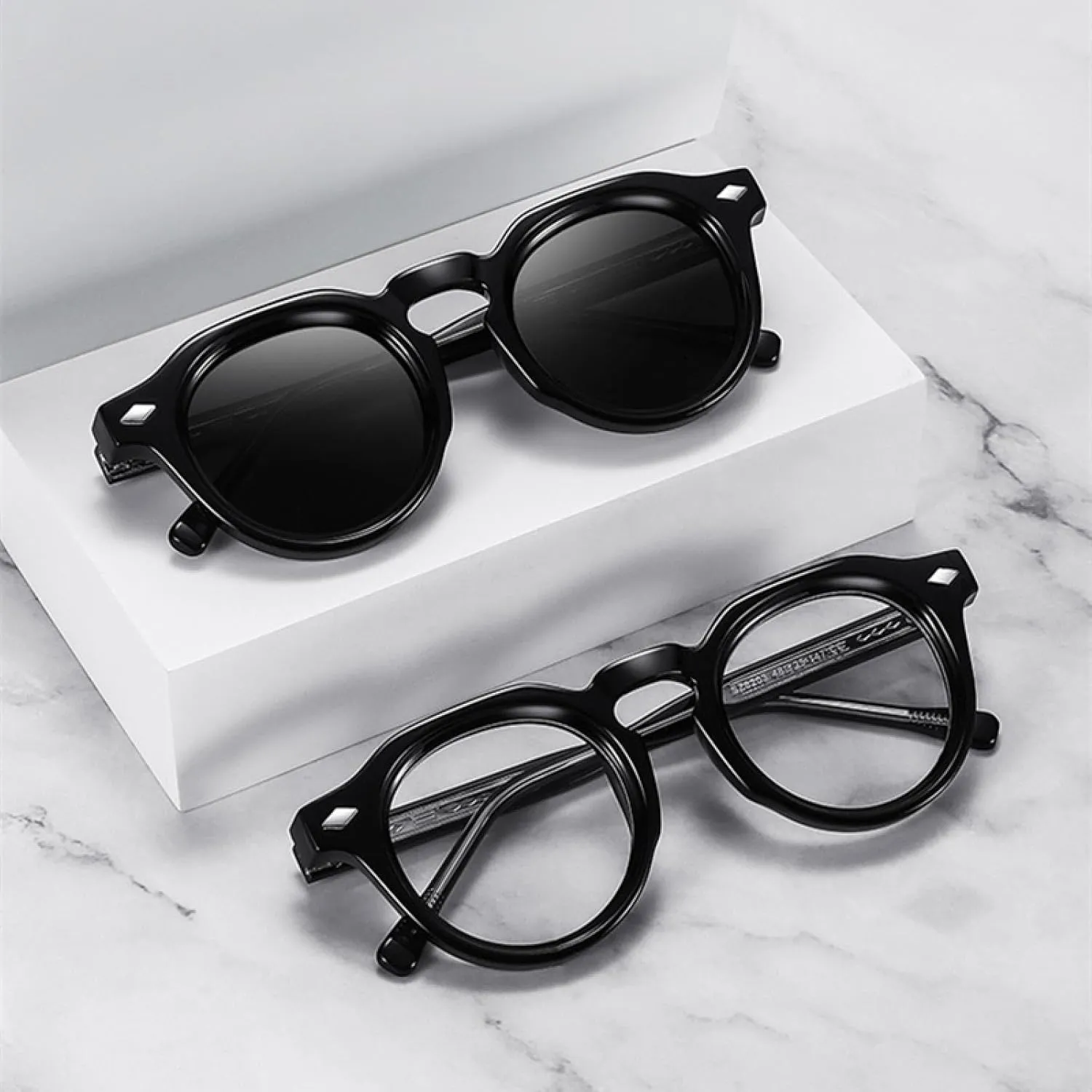 Retro Round Women Luxury Sunglasses Fashion Uv400 Men Trending Rivets Punk