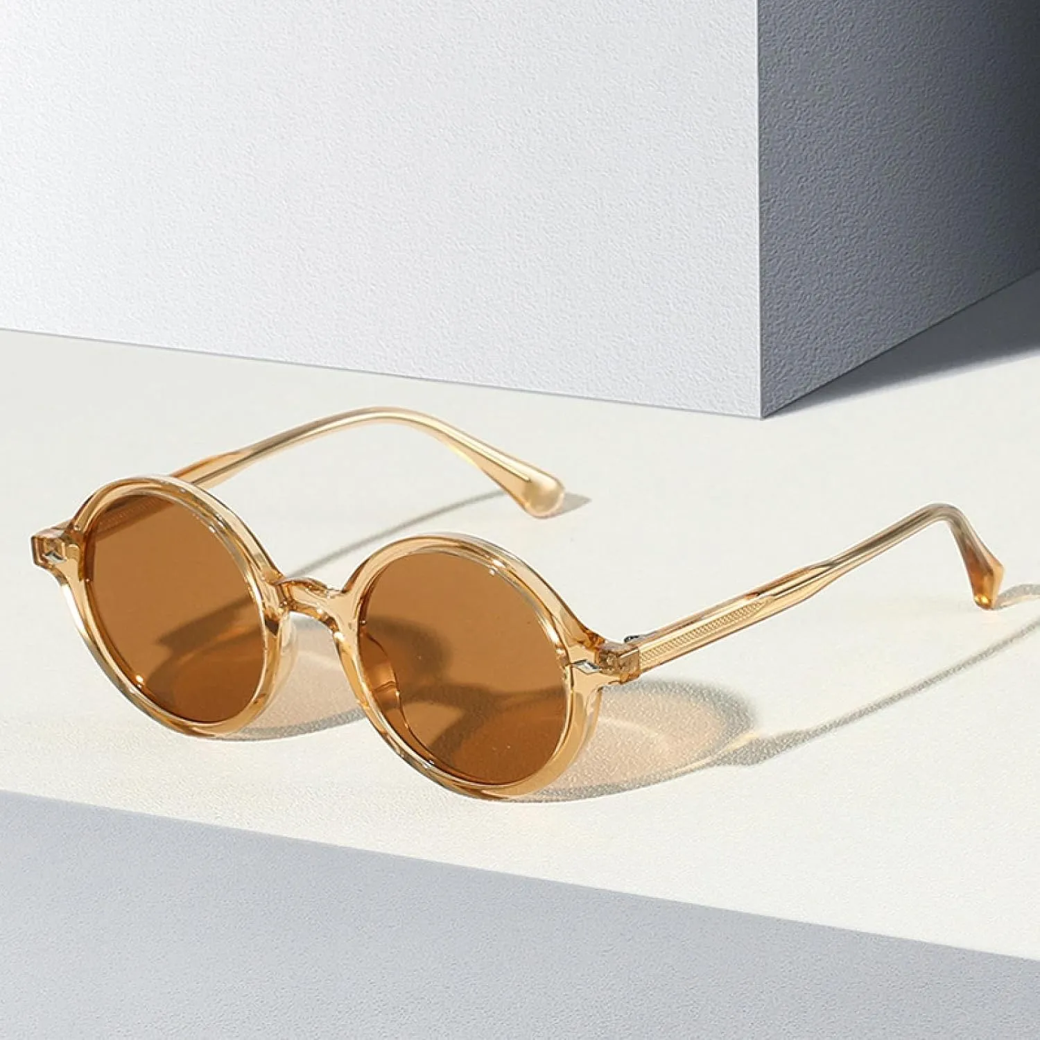 Round Women Sunglasses Fashion Punk Rivets Men Uv400