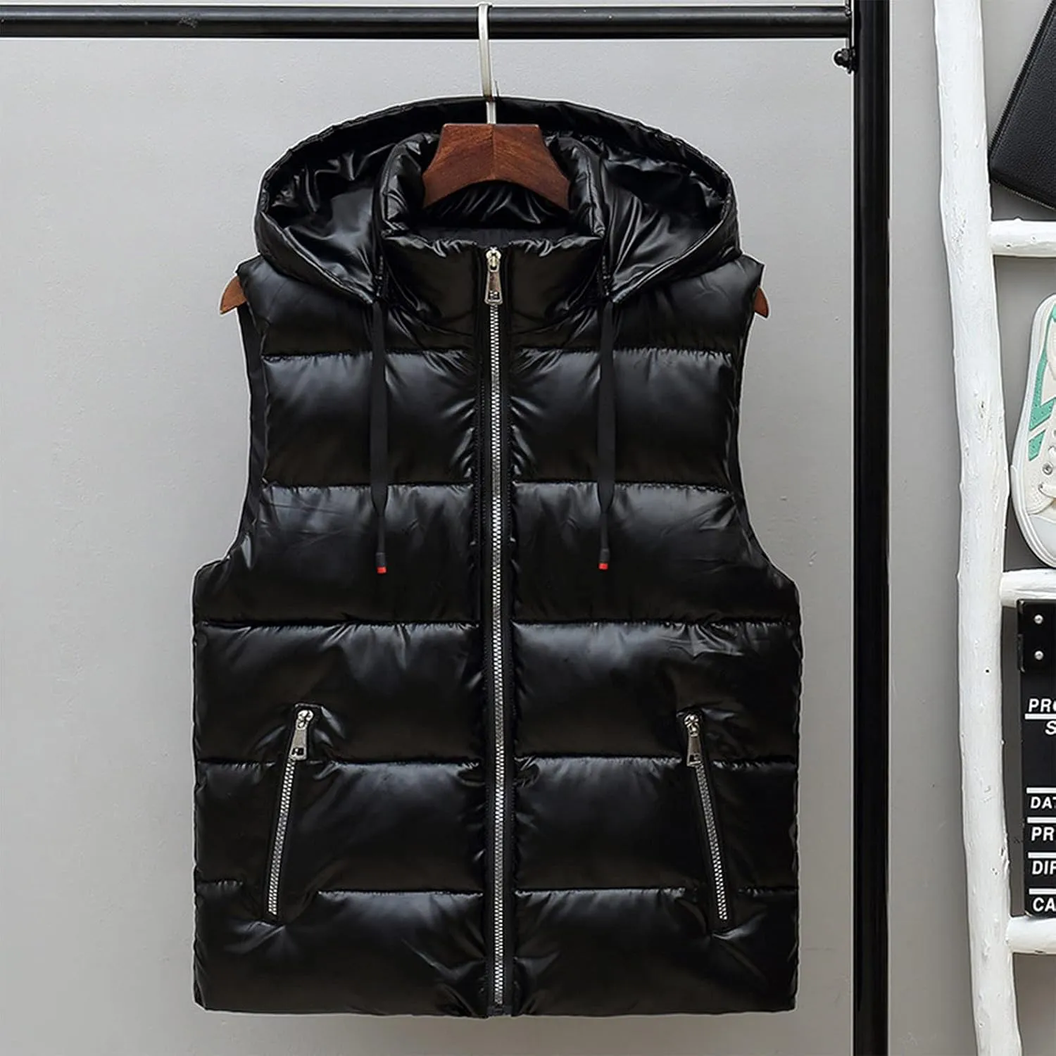 SHOPESSA Puffer Vest Women with Hood Bubble Down Jacket Zip up Sleeveless Puffer Coat Winter Outerwear for Women 2023