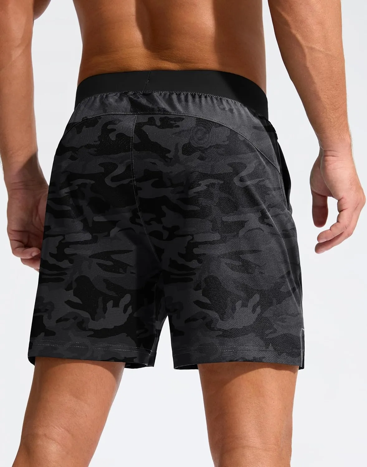 Soothfeel Men's Running Shorts with Zipper Pockets 5 Inch Quick Dry Sports Tennis Shorts Gym Workout Athletic Shorts for Men