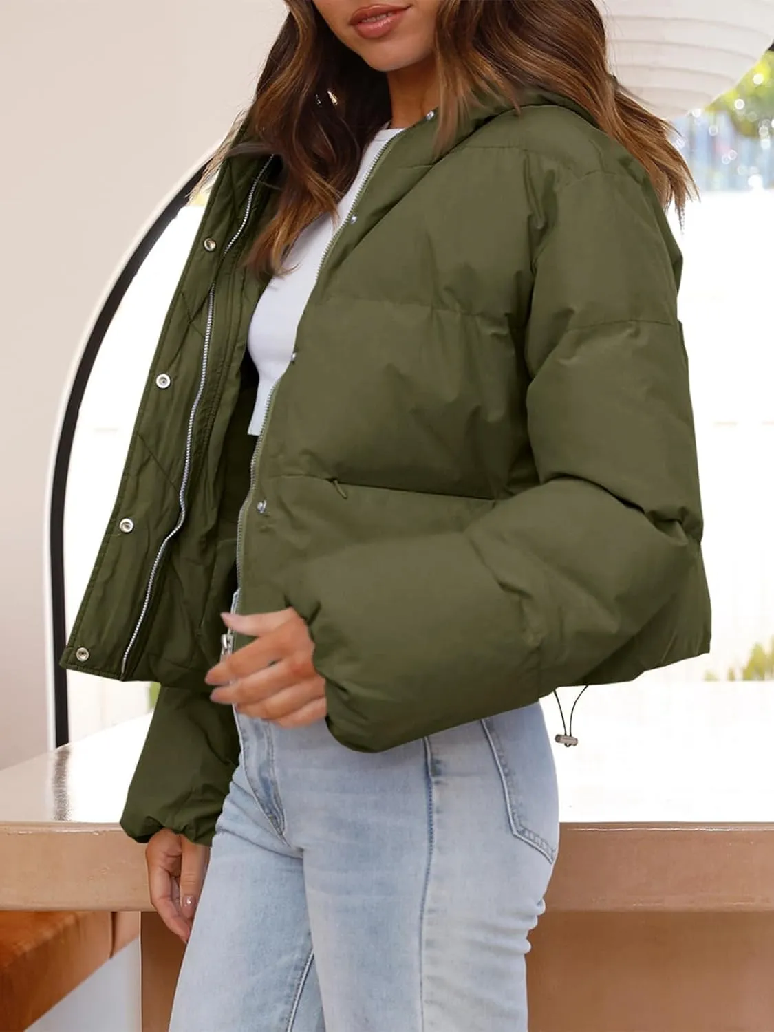 Tankaneo Women's Cropped Puffer Jacket Casual Winter Hoodie Baggy Short Down Coats with Pockets