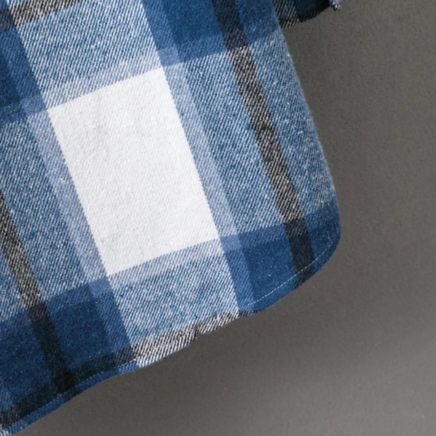 Winter Coat Men Plaid Lapel Button Long Sleeve Shirt Tops Men's Cardigan Coat with Zipper Shirt Plaid Cotton