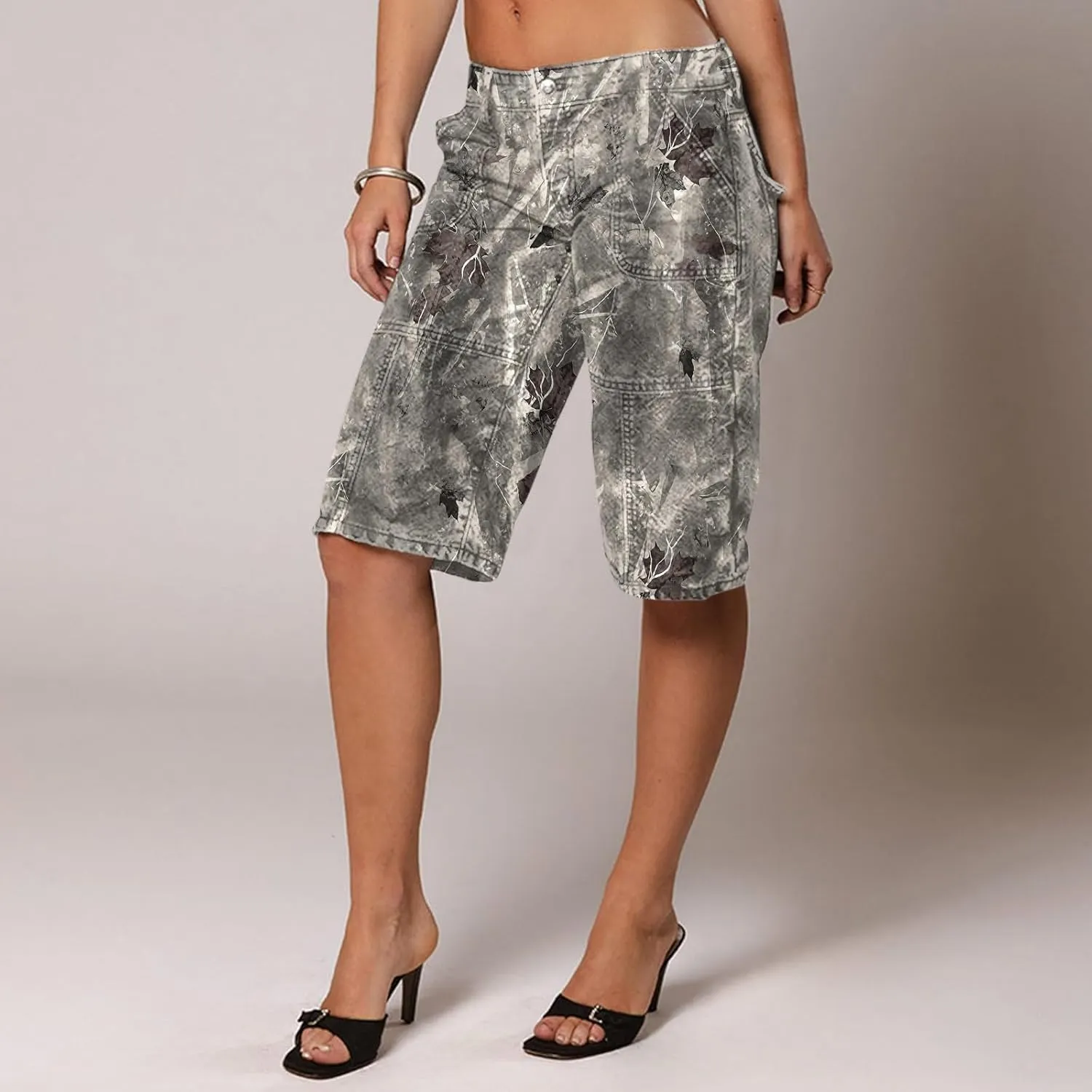 Women Camo Shorts Y2K Maple-Leaf Baggy Jorts Casual Long Jean Shorts Bermuda Shorts with Pocket Hiking Shorts