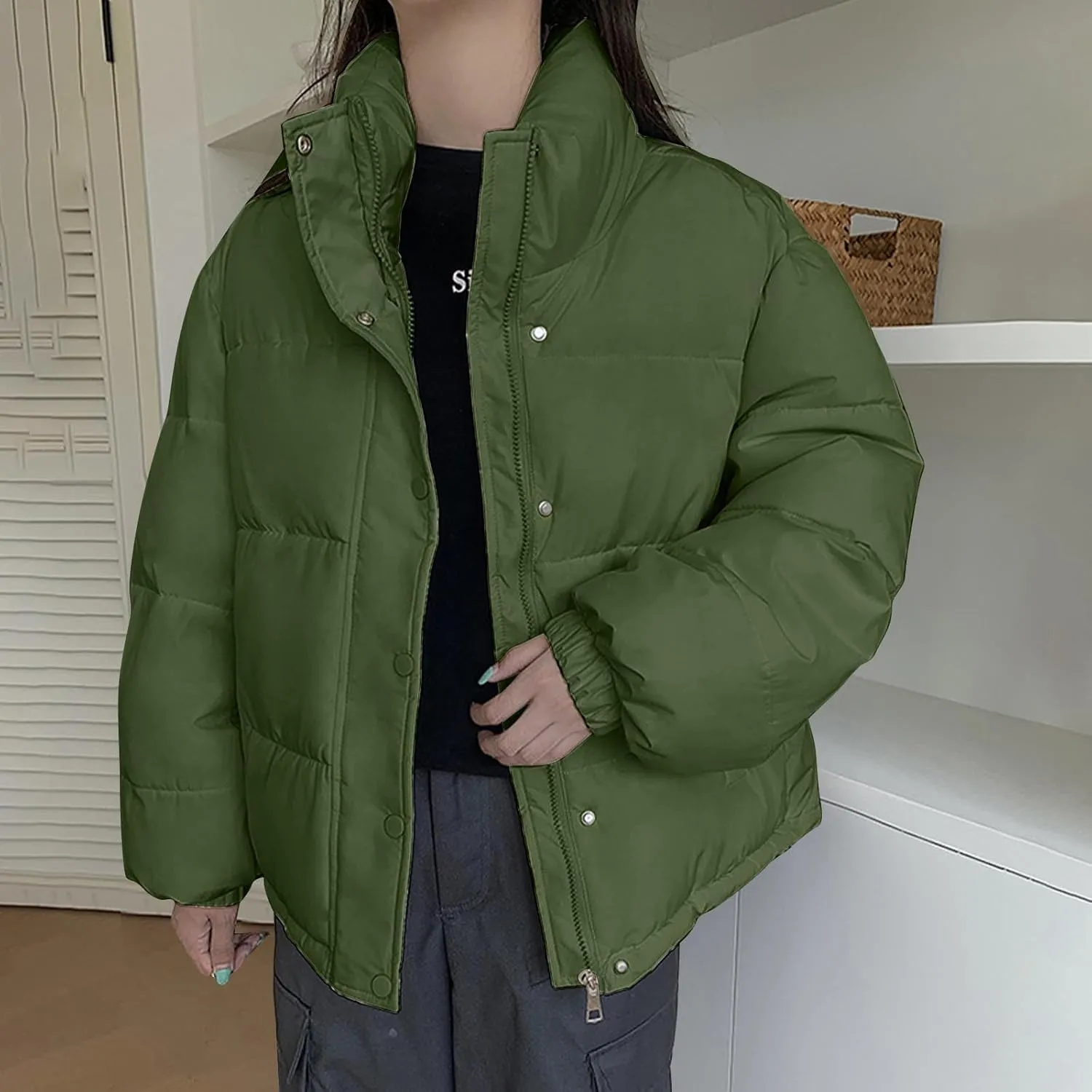 Womens Puffer Jacket Winter Lightweight Quilted Jackets Winter Loose down Jacket Coats Zip up Warm Windproof Outerwear